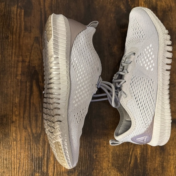 Reebok Women’s Flexagon Moondust CN6320, Size 7, Preowned, No Box, Excellent Con - Picture 4 of 7